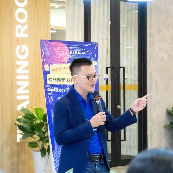 Khởi nghiệp bằng sự “lì đòn”