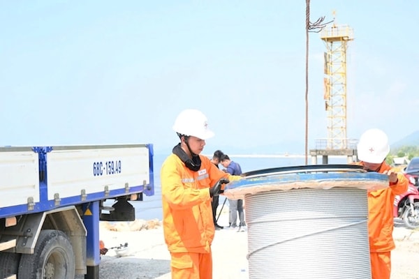 Khôi phục hoàn toàn cung cấp điện tại đặc khu Phú Quốc: Vượt kế hoạch 5 ngày