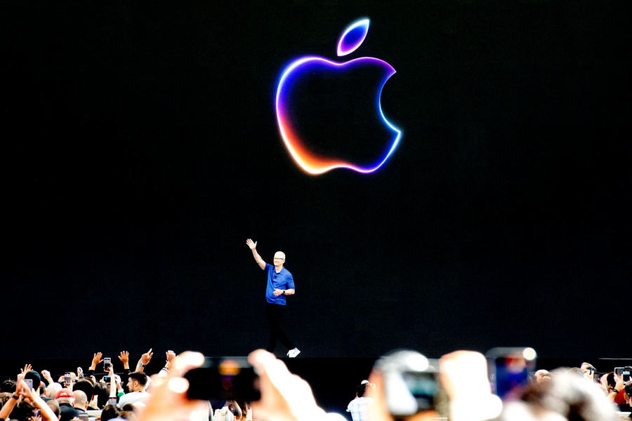 Điều gì đằng sau cuộc "tháo chạy" của lãnh đạo cấp cao  Apple?