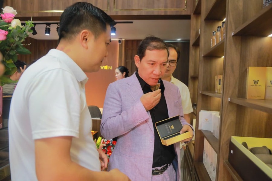 Hoa Liên Viên ra mắt chi nhánh Buôn Ma Thuột, lan tỏa giá trị trầm hương tại Tây Nguyên