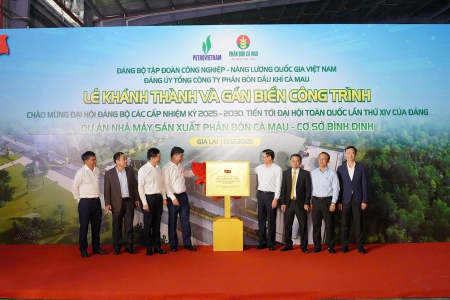 Khánh thành và gắn biển Nhà máy sản xuất Phân Bón Cà Mau – Cơ sở Bình Định