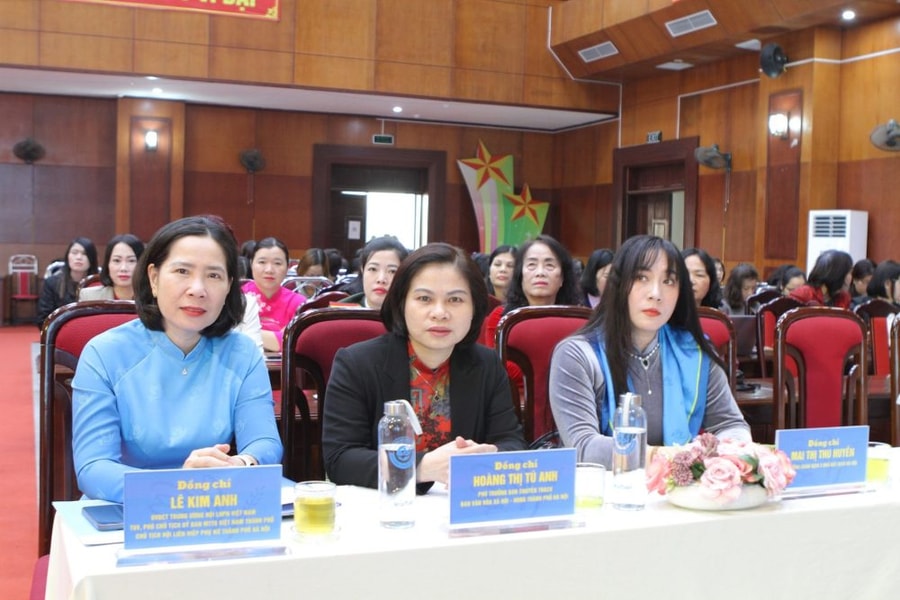Hà Nội quán triệt Nghị quyết Đại hội phụ nữ lần thứ XVII, phát động phong trào thi đua năm 2026