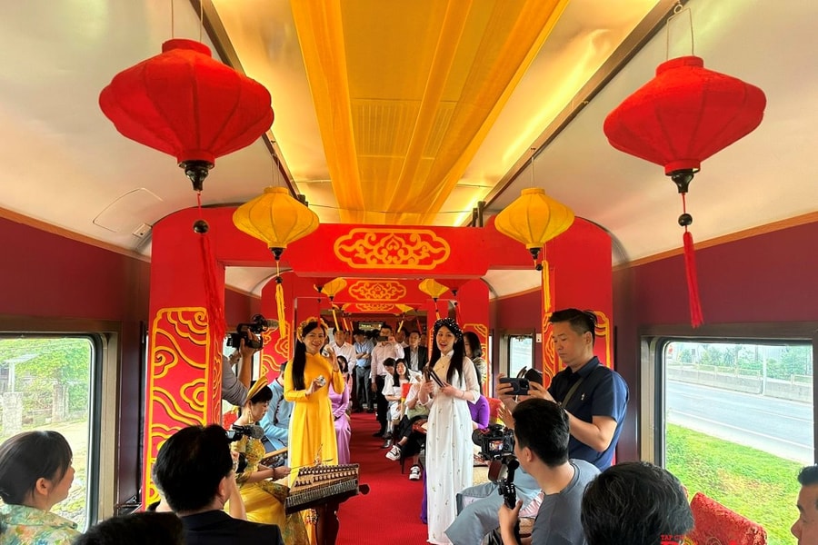 “Đòn bẩy” cho du lịch miền Trung