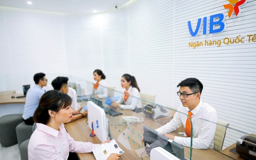 Giảm dự phóng lợi nhuận nhóm ngân hàng niêm yết