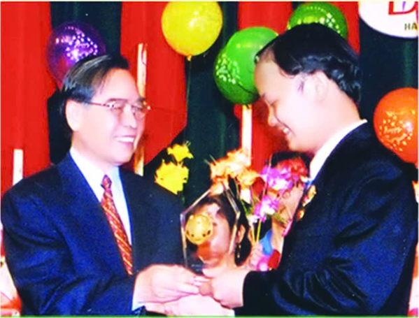 Khoa học và công nghệ phải bắt đầu từ đất để nông dân Việt Nam làm giàu trên mảnh đất quê hương mình