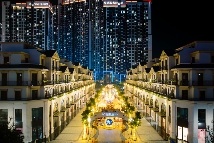 Masterise Homes thu hút hàng ngàn lượt khách trải nghiệm Mùa Giáng Sinh diệu kỳ tại tâm điểm Malibu Walk