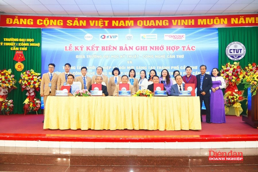 Đại học Kỹ thuật - Công nghệ Cần Thơ thúc đẩy khởi nghiệp đổi mới sáng tạo gắn chuyển đổi xanh