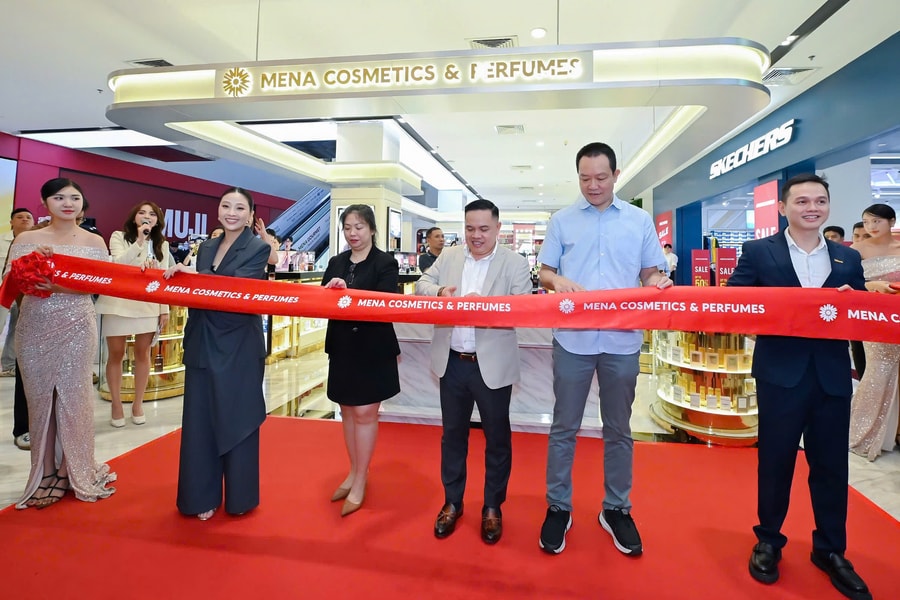 Menas Group chốt năm 2025 bằng khai trương Mena Cosmetics & Perfumes và TWG Tea tại Menas Mall Saigon Airport