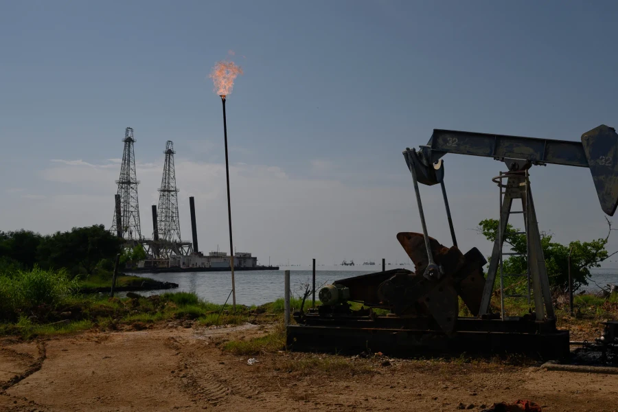 Số phận ngành dầu mỏ Venezuela sẽ ra sao?