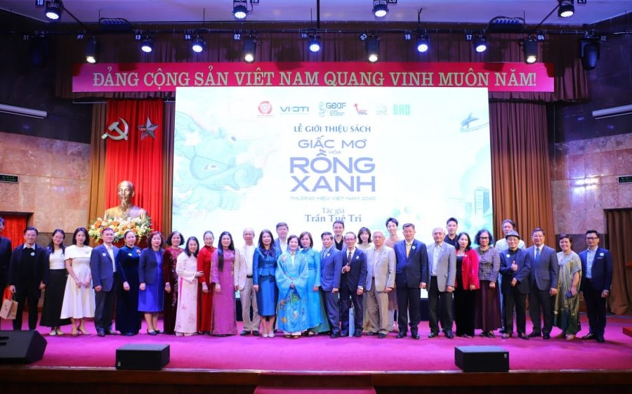 Việt Nam chỉ thực sự hùng cường khi người dân được sống hạnh phúc