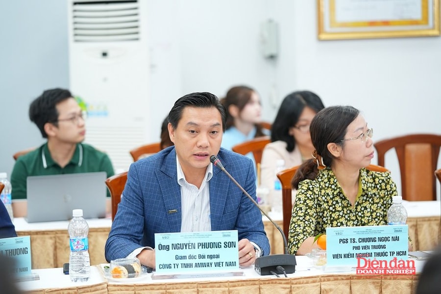 CHẶN GIAN LẬN THƯƠNG MẠI: Dùng công nghệ kiểm soát hàng giả trên các sàn từ gốc