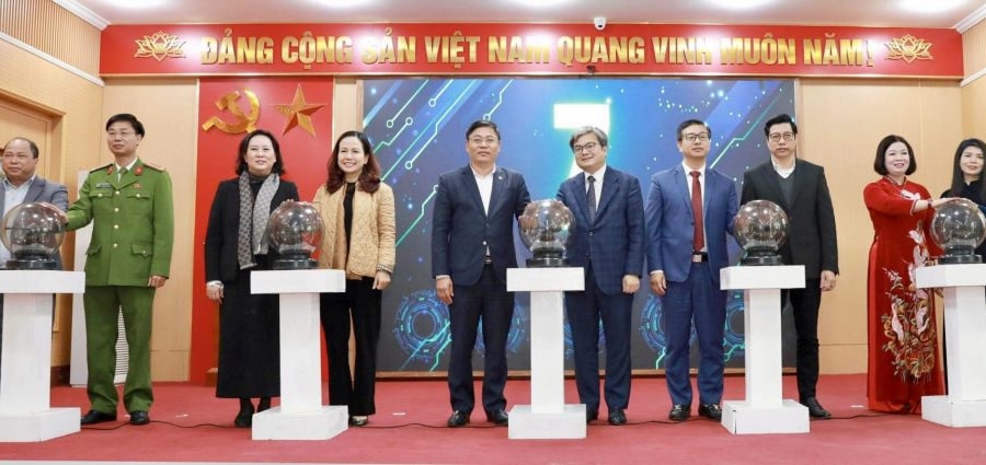 Xã Đại Thanh khai trương và đưa vào vận hành Trung tâm Điều hành Thông minh
