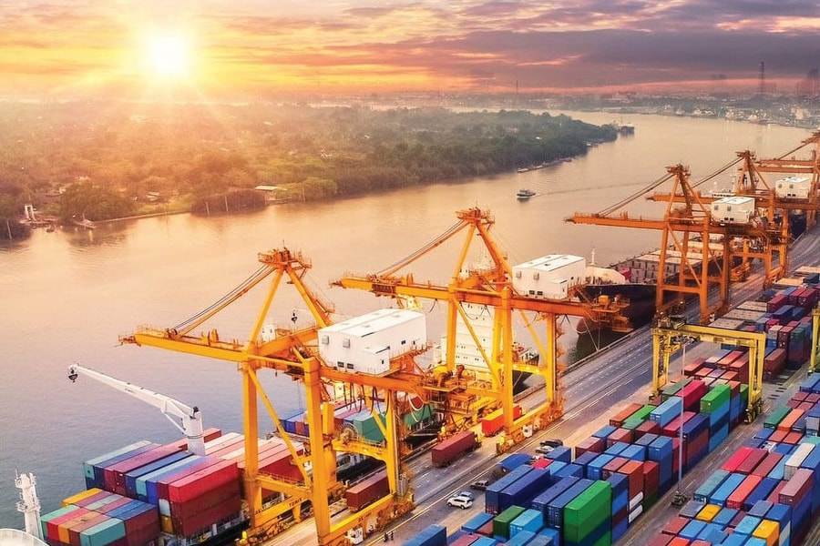 Kinh tế Việt Nam trước ngưỡng chuyển mình: Nền tảng vĩ mô mở đường