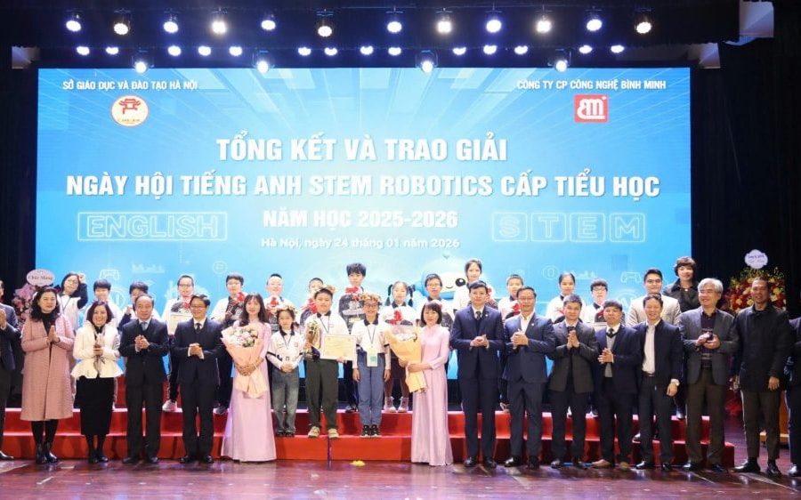 Ngày hội Tiếng Anh STEM Robotics: Mô hình hợp tác công – tư thúc đẩy giáo dục số ở bậc Tiểu học Hà Nội