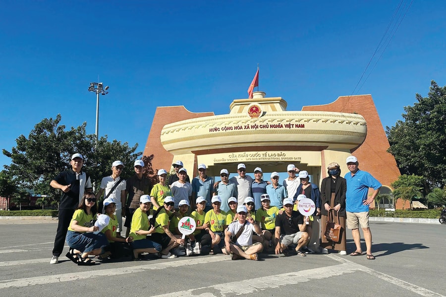 “Gánh” thương hiệu Việt qua dãy Trường Sơn