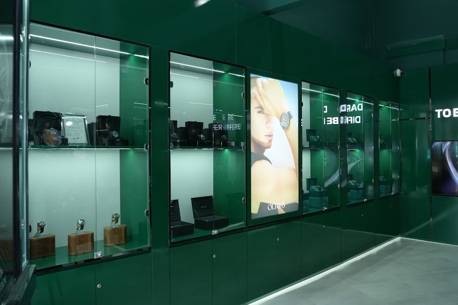 Showroom L’ORE Watch: Nhà cung cấp đồng hồ nam cao cấp chính hãng