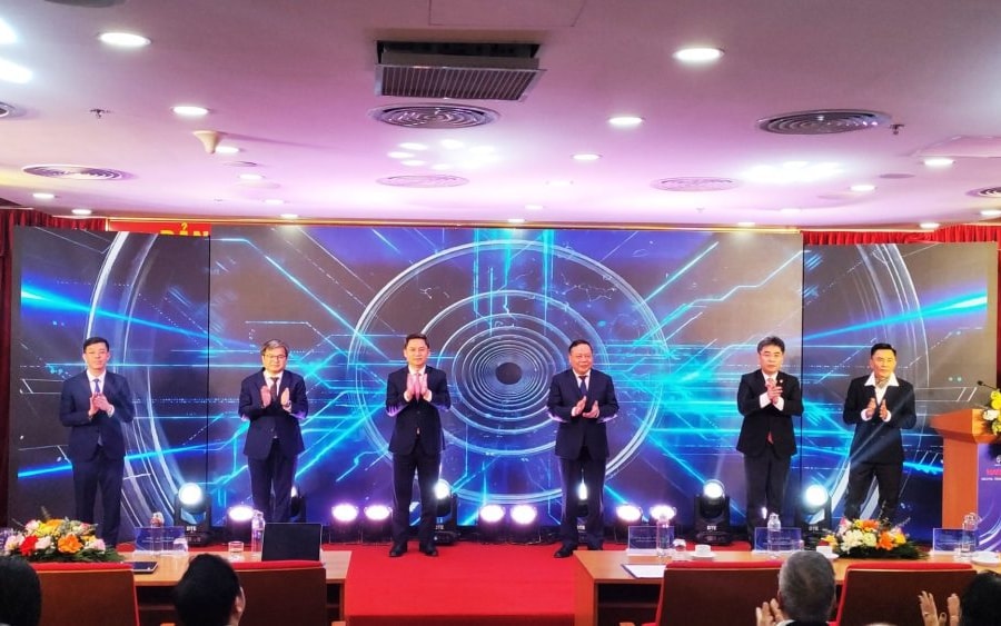 Hà Nội ra mắt Sàn Giao dịch công nghệ và Chợ Chuyển đổi số