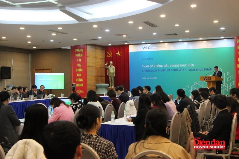 Doanh nghiệp thực phẩm “kẹt” vì tiền kiểm dày đặc