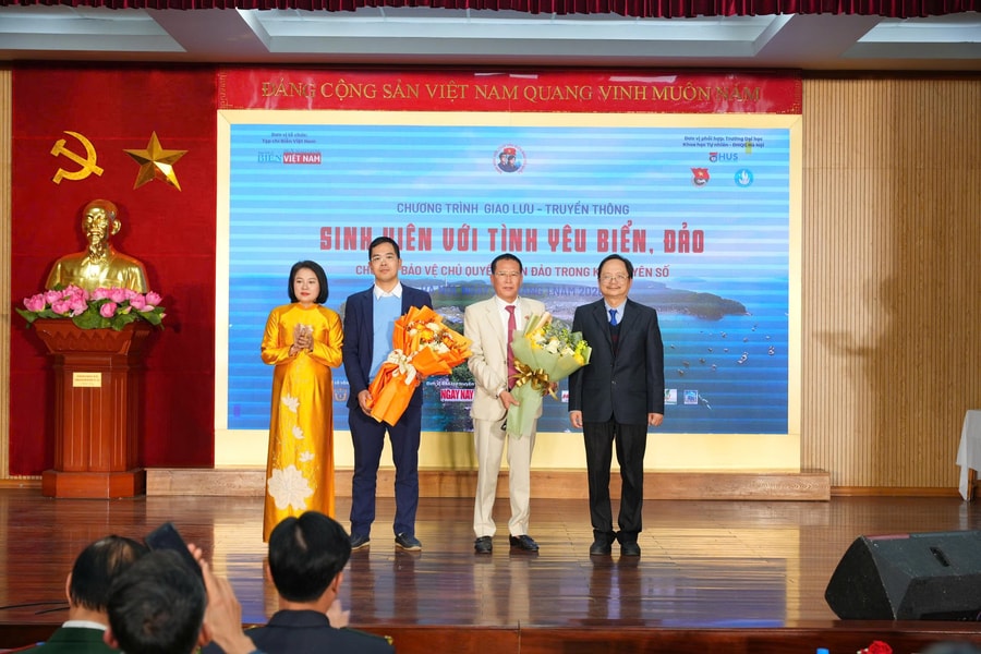 Miza hiện thực hóa cam kết ESG: Giáo dục ý thức tái chế giấy và tình yêu biển đảo cho thế hệ trẻ