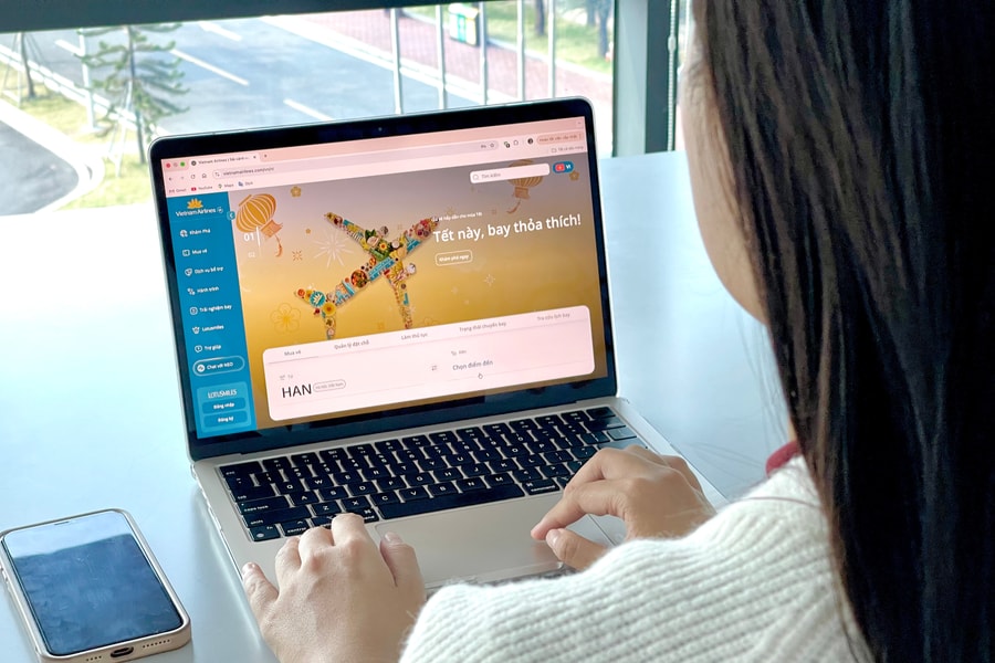 Điểm chạm trung tâm trong hành trình số