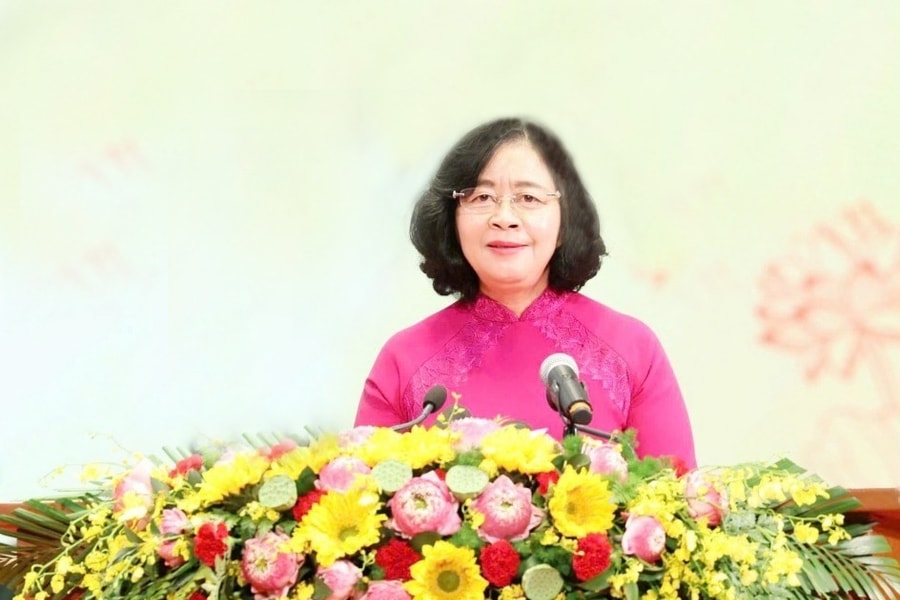 Bà Bùi Thị Minh Hoài ứng cử Đại biểu Quốc hội khóa XVI tại Đơn vị bầu cử số 5, tỉnh Phú Thọ