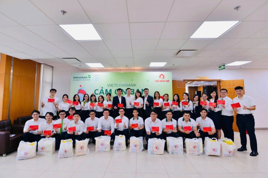 Vietcombank TP. Hồ Chí Minh hiến tặng 222 đơn vị máu, lan tỏa tinh thần “Chủ Nhật Đỏ” trong Tháng Thanh niên