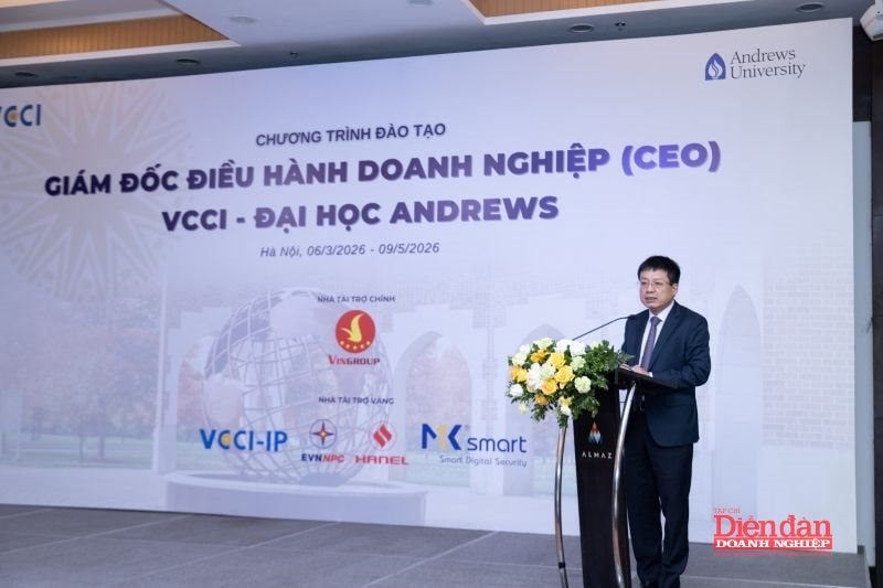 VCCI khai giảng khóa đào tạo CEO tại Hà Nội