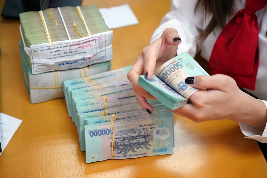 Đầu tư cổ tức khi thị trường biến động, chọn cổ phiếu nào?