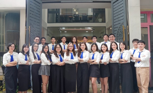 Tân Văn Lang - Từ nhu cầu thực tế đến giải pháp trọn gói trong lĩnh vực xuất nhập cảnh