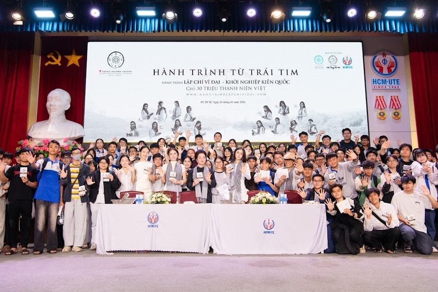 Hành trình từ trái tim lan tỏa tri thức, khơi dậy khát vọng trong giới trẻ