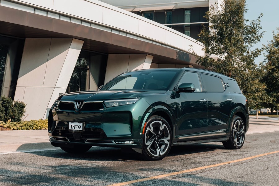 “Pháo đài” an toàn VinFast VF 9 thuyết phục chủ xe doanh nhân