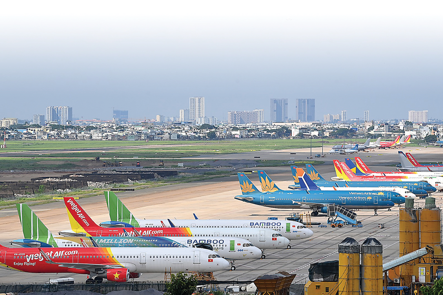 Bão giá nguyên liệu đe dọa hàng không Việt Nam: Vé máy bay sẽ tăng mạnh từ tháng 4/2026?