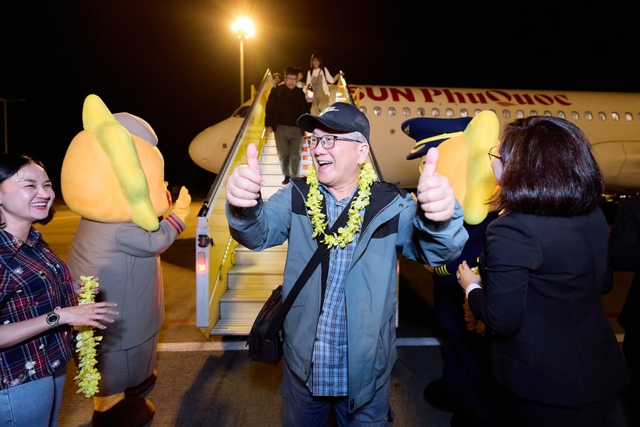 Sun PhuQuoc Airways mở đường bay quốc tế đầu tiên, đưa hơn 200 khách Đài Loan (Trung Quốc) đến Phú Quốc