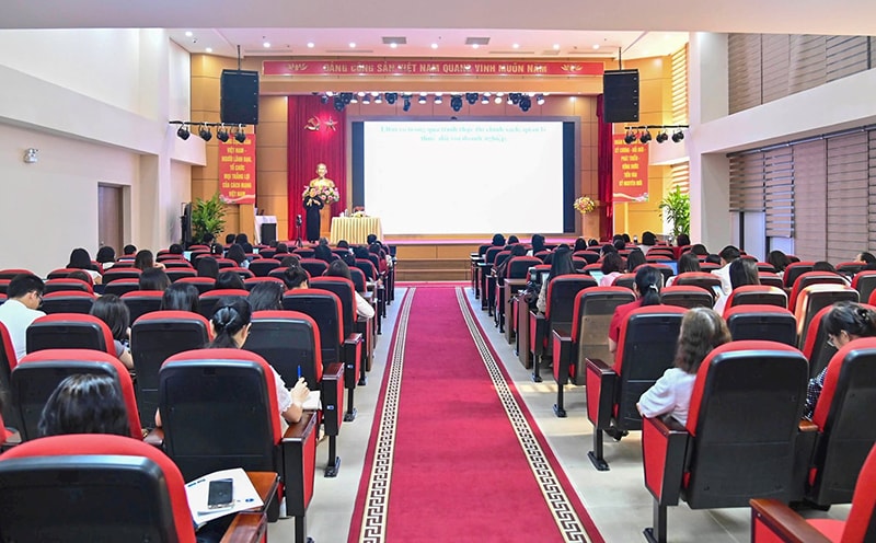 Tư vấn, hỗ trợ pháp lý điểm nghẽn cho phụ nữ khởi nghiệp và phát triển kinh doanh