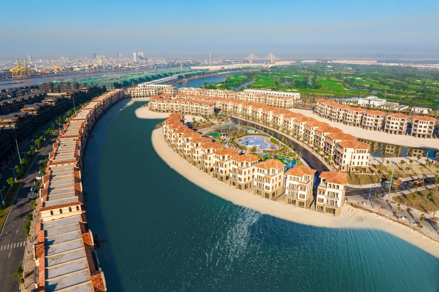 Dinh thự ven vịnh Isla Bella: Tài sản giới hạn hút dòng vốn tinh hoa