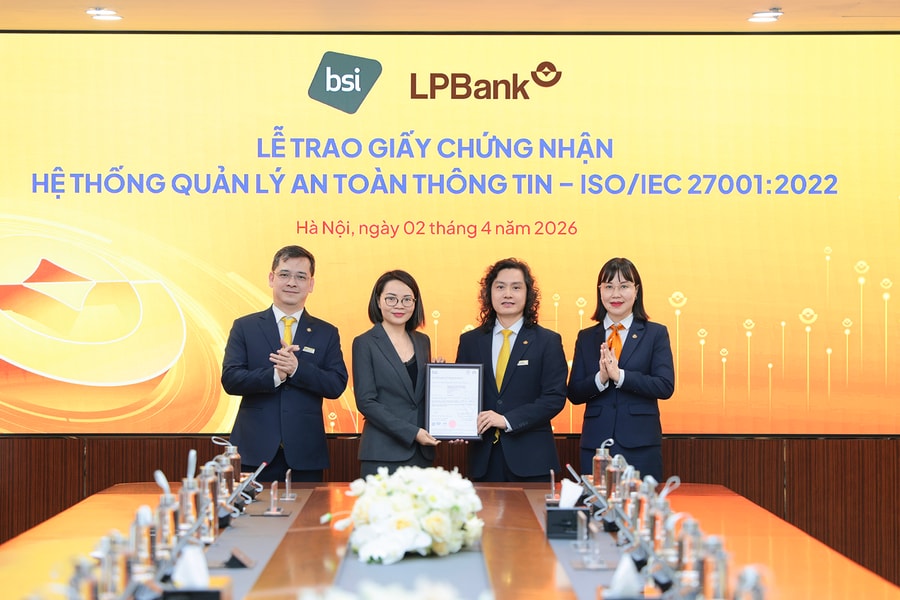 LPBank đạt chuẩn ISO/IEC 27001:2022, hoàn tất đánh giá PCI DSS, nâng tầm bảo mật toàn diện
