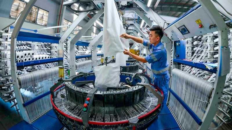 Giữ nhịp tăng trưởng trong “gió ngược”