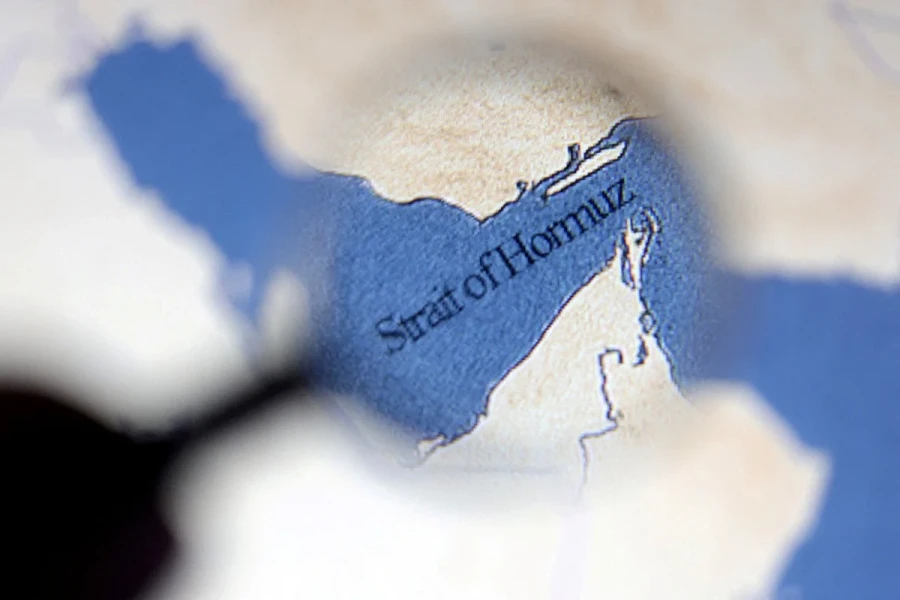 Xung đột Trung Đông thúc đẩy chuyển dịch năng lượng toàn cầu