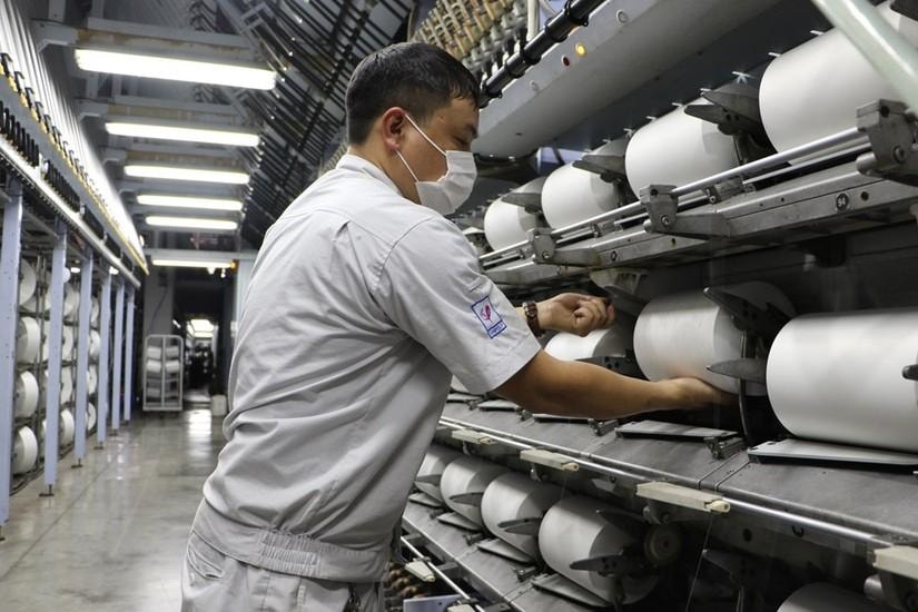 Ngành may mặc toàn cầu trước áp lực tái cấu trúc