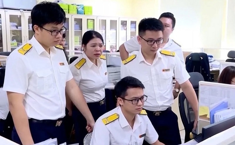 Lỗ kéo dài nhưng vẫn mở rộng: Điều gì đang diễn ra ở hơn 300 doanh nghiệp nghìn tỉ?