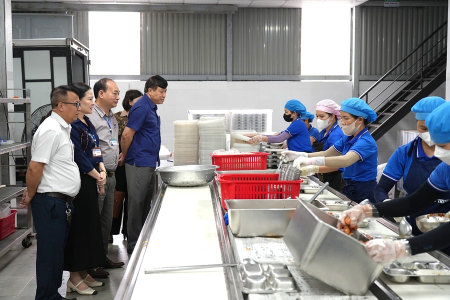 Quảng Ninh xử lý nghiêm các vi phạm về an toàn vệ sinh thực phẩm