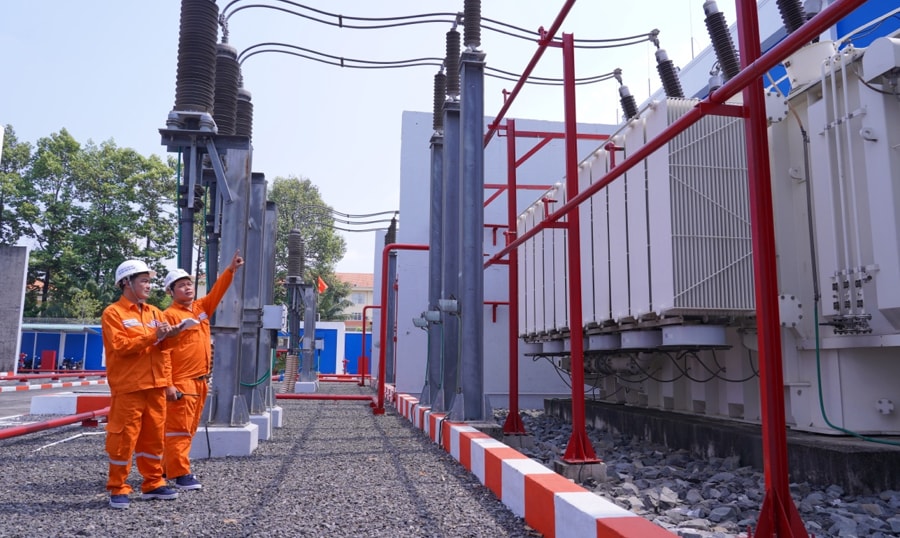 Sản lượng điện TP.HCM lập đỉnh mới: EVNHCMC đẩy mạnh các giải pháp cung ứng, tiết kiệm điện