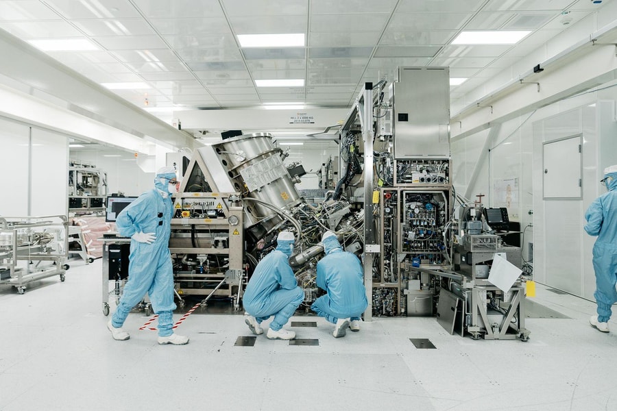 Đằng sau lợi nhuận khổng lồ của ngành chip