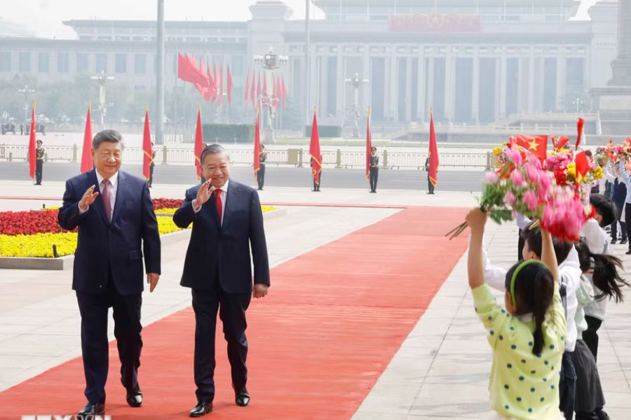 Tuyên bố chung về xây dựng Cộng đồng chia sẻ tương lai Việt Nam - Trung Quốc*