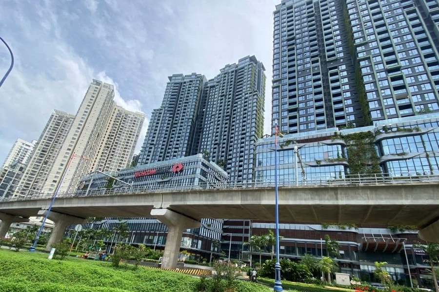 Hạ tầng tạo lực đẩy cho bất động sản TP HCM