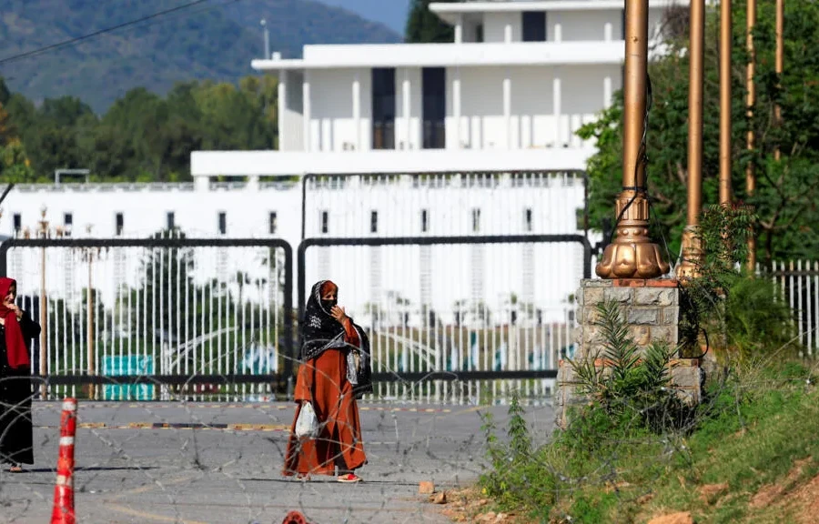 Mỹ nỗ lực đàm phán tại Pakistan, Iran kiên quyết khước từ