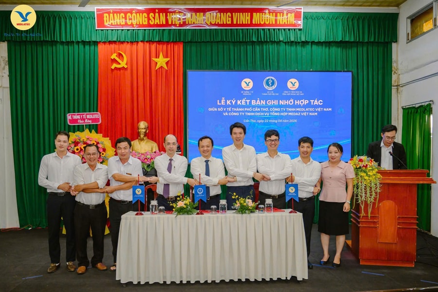 MEDLATEC ký kết hợp tác cùng Sở Y tế TP. Cần Thơ, trao tặng hệ thống trang thiết bị y tế trị giá 550 triệu đồng