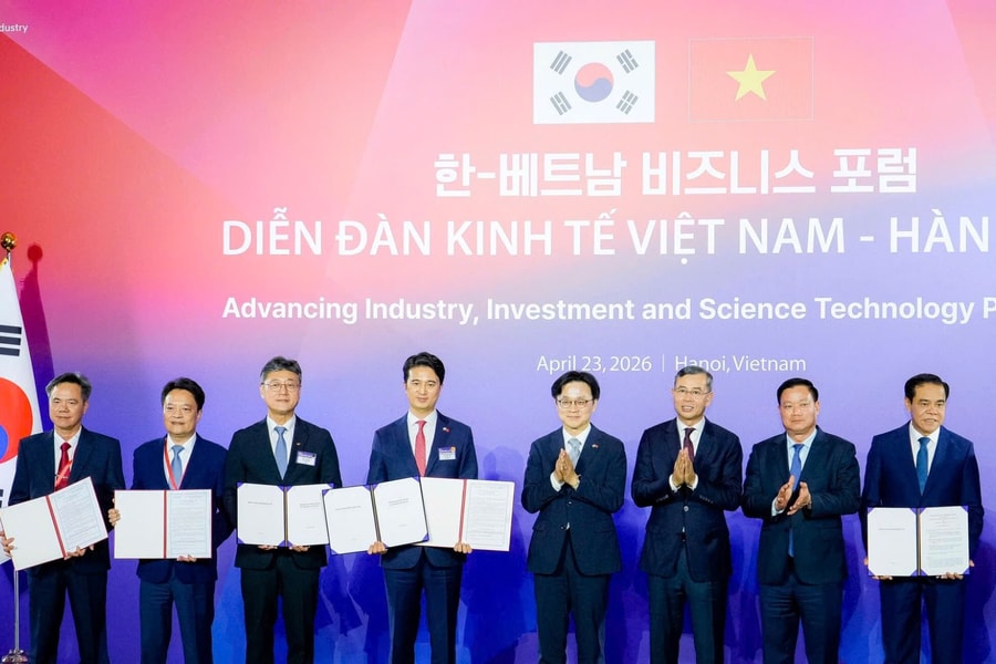 Nghệ An hợp tác phát triển năng lượng, chuyển đổi số với doanh nghiệp Hàn Quốc