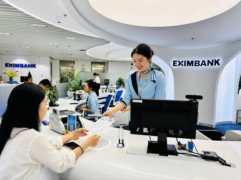Eximbank hoàn tất chuyển giao điều hành theo lộ trình triển khai Chiến lược