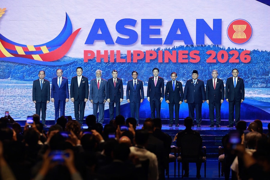 ASEAN tăng kết nối, vững bước tương lai